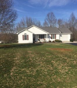 152 Hill Top Ln