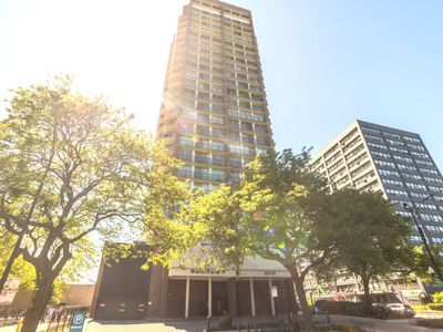 4170 N Marine Dr APT 12J