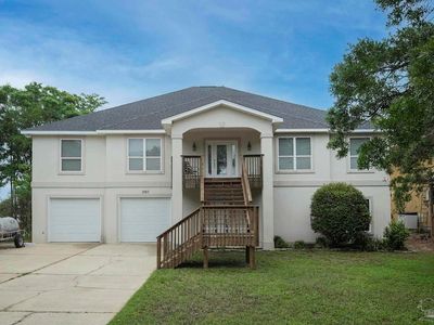 2120 Maria Cir
