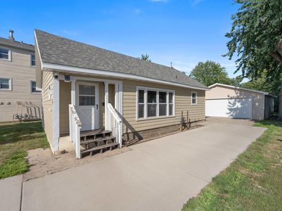 106 S Williams Ave
