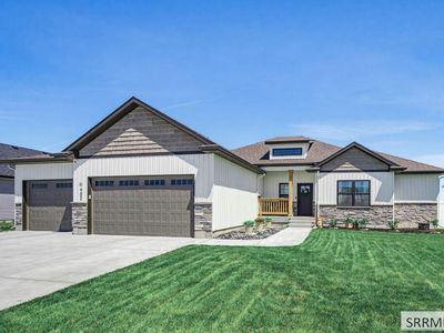 902 Jack Ln
