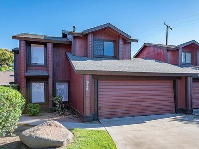 Property at 924 E Oakridge Avenue, Visalia, CA
