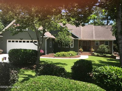 2490 Glen Drive
