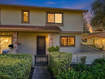 5453 Colony Green Dr