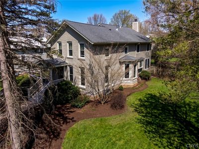 16 W Elizabeth St