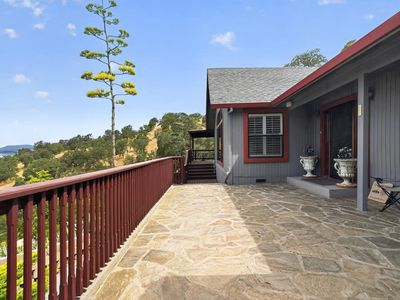 7047 Panoramic Dr