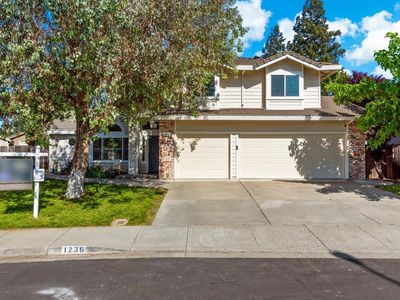 1236 Notre Dame Circle