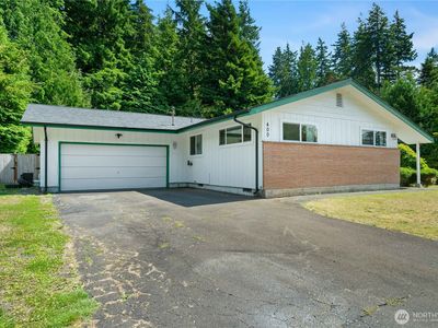 400 Fairway Drive