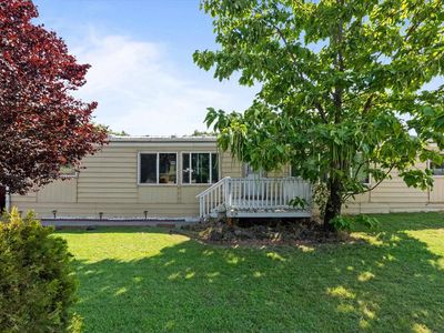 520 Grosscup Blvd
