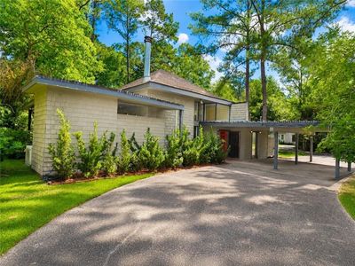 1229 W Presidents Dr
