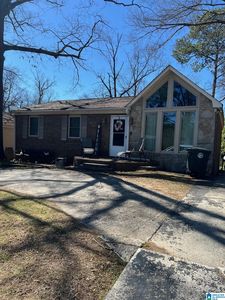 6824 Frankfort Ave