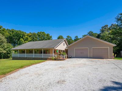 Property at 1400 Ira Kinard Rd, Prosperity, SC