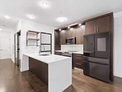 6401 Park Ave APT 402