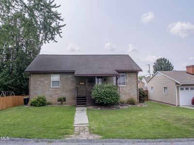 408 E Caroline Ave