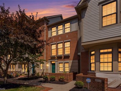 Property at 19942 Chagrin Blvd, Cleveland, OH