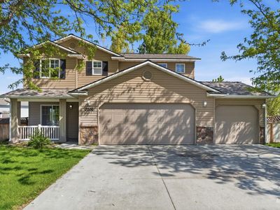 2200 W Lake Pointe Ct