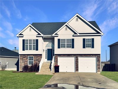 1219 Wildflower Rd