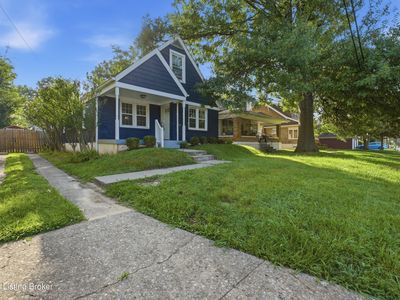 313 Iola Rd