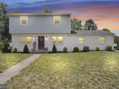1924 Esther Dr