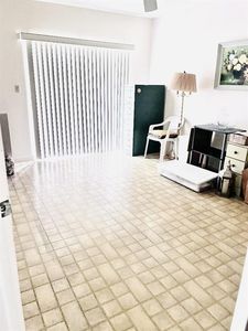 2381 Sunset Ave #117