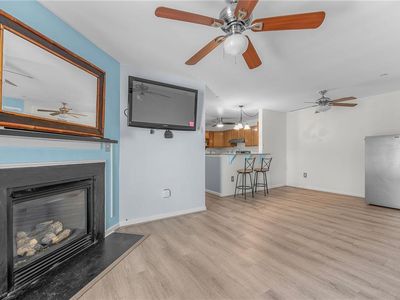 400 Egret Lndg APT 202