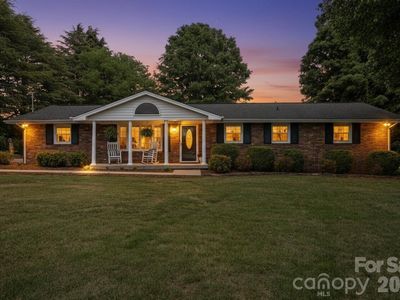 3328 Sulphur Springs Rd NE