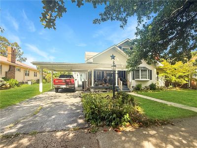 502 E Main St
