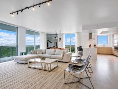 17111 Biscayne Blvd UNIT 802