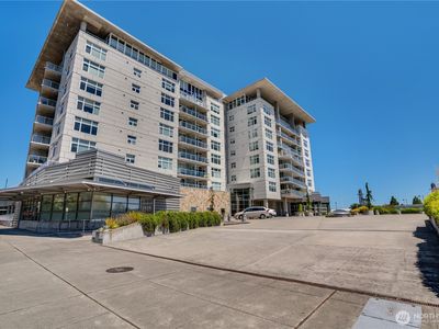 1515 Dock Street #306