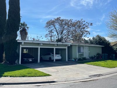 702 San Miguel Ave