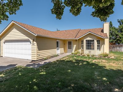 2911 SW Reindeer Ave
