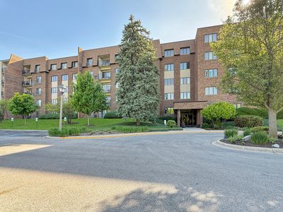 453 Raintree Dr Unit 1N