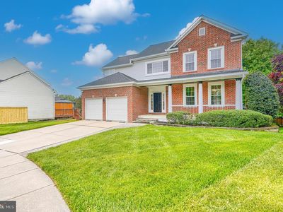 704 Greenglade Ct