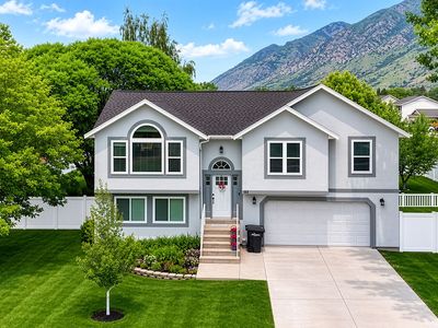 464 W Saddleback Dr