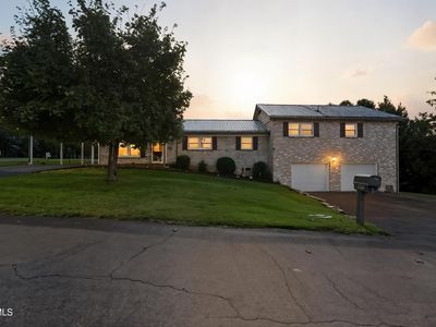 484 Duff Cir