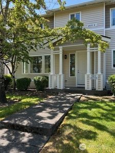 2055 Garry Oaks Avenue #B