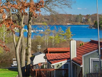 966 Hickory Ridge Cir