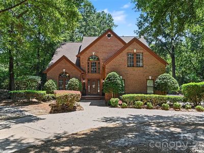 5625 Weddington Rd