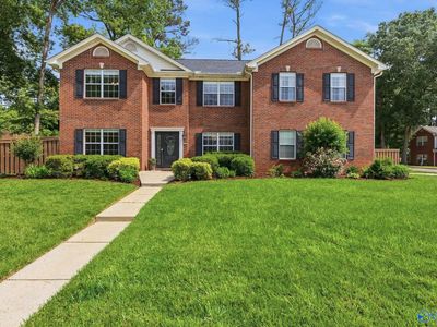 99 Clearbrook Ct
