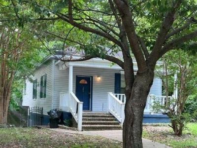 269 Looney Ave