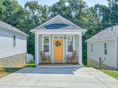 303 Fenbrook Way