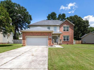 5428 Roxbury Dr