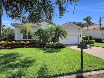 1417 W ISLAND CLUB Square