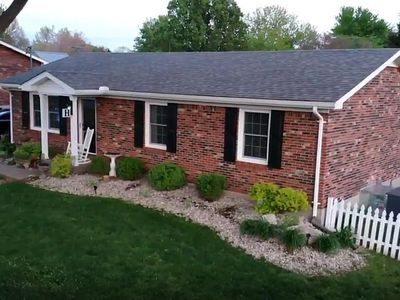 125 Hillcrest Dr
