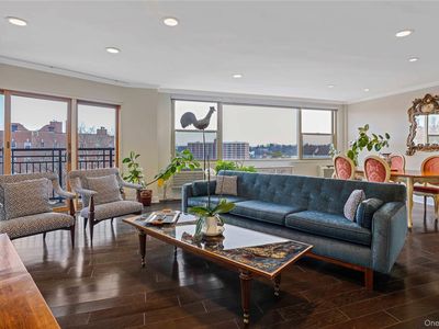 12 Old Mamaroneck Avenue #6C