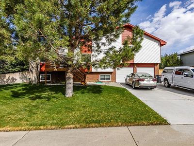 800 Madison Dr