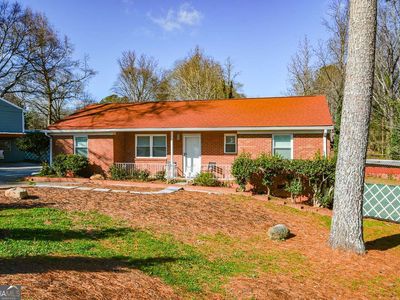 605 Floyd Dr SE