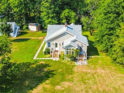 34 Leiv Eirikson Ave