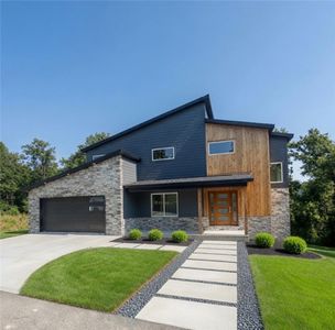 32 Sorbie Dr