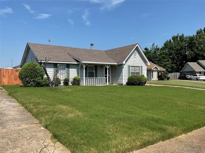 1709 N Oakview Ct